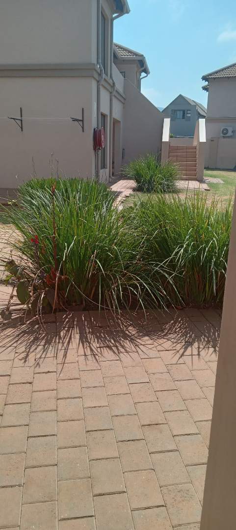 2 Bedroom Property for Sale in Hartbeespoort North West